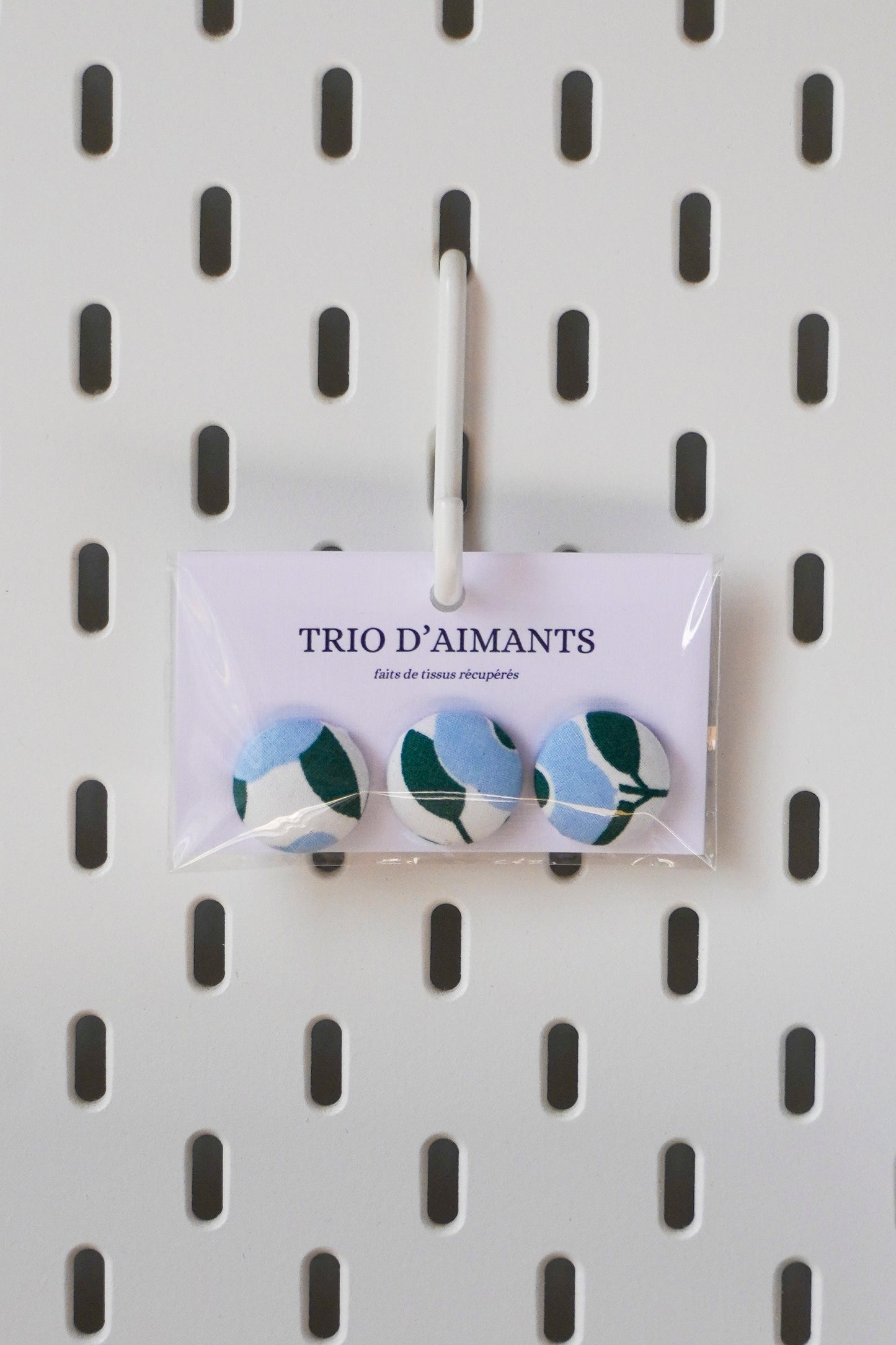 Trio d'aimants - CARLY